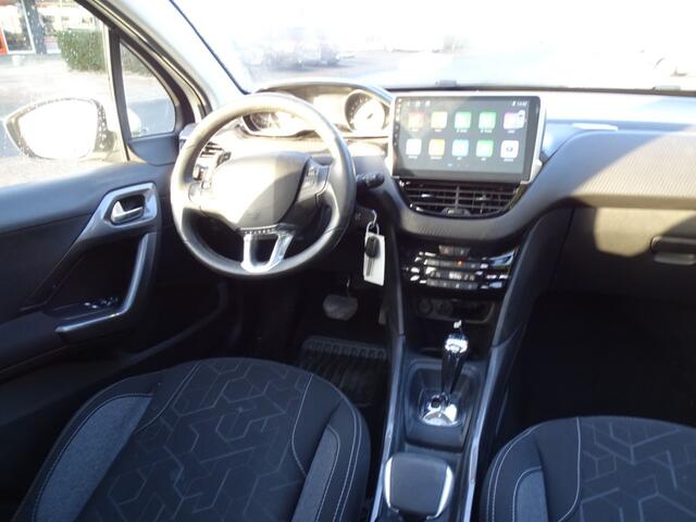 Peugeot 2008 1.2 PT BL EXE.-Automaat-46884 km-Navi-Clima-Media app-Blth