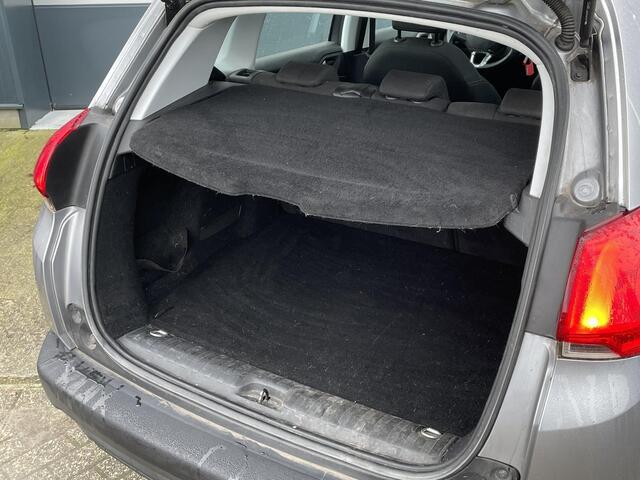 Peugeot 2008 1.2 PureTech Active Automaat - Navigatie - Cruise Control