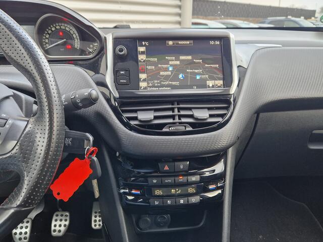 Peugeot 2008 1.6 BlueHDi Allure | Cruise control | Electronic climate controle | Trekhaak