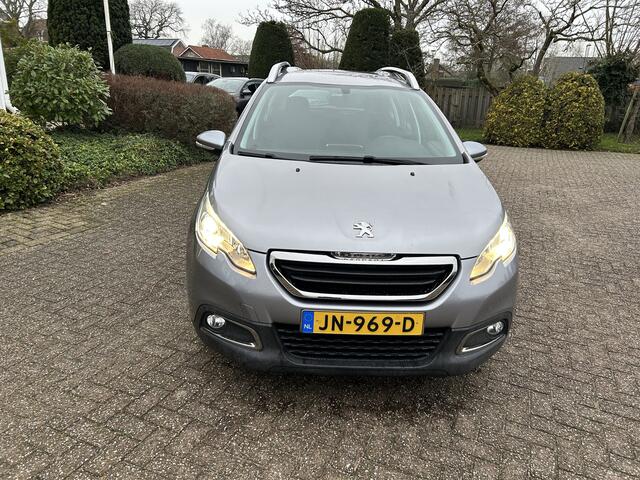 Peugeot 2008 1.2 PureTech Blue Lion