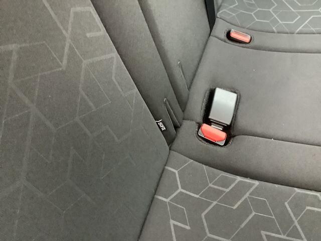 Peugeot 2008 1.2 PURET. BLUE LION