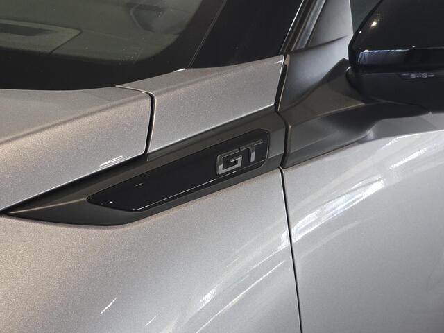 Peugeot 2008 GT 1.2 Hybrid 145pk e-DCS6 | i-COCKPIT® | TWO-TONE | 360° CAMERA | KEYLESS | NAVI | ISOFIX |