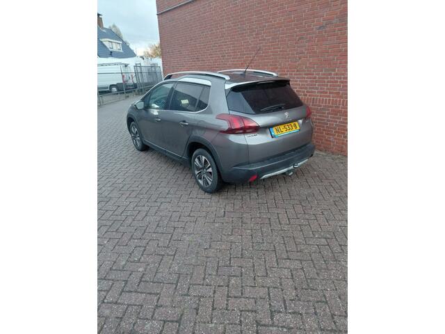 Peugeot 2008 1.2 PureTech Allure