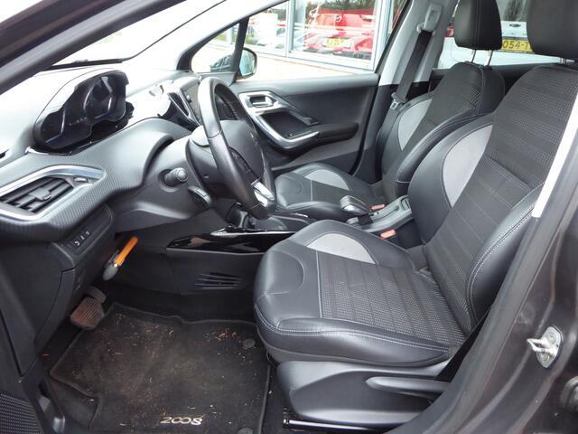 Peugeot 2008 1.2 PureTech Allure Automaat PANODAK, TREKH, NAVI, CLIMA, CRUISE, 1e EIG!!