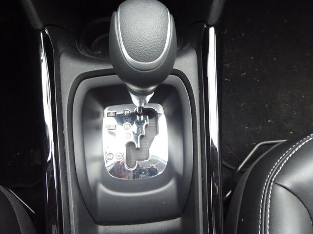 Peugeot 2008 1.2 PureTech Allure Automaat PANODAK, TREKH, NAVI, CLIMA, CRUISE, 1e EIG!!