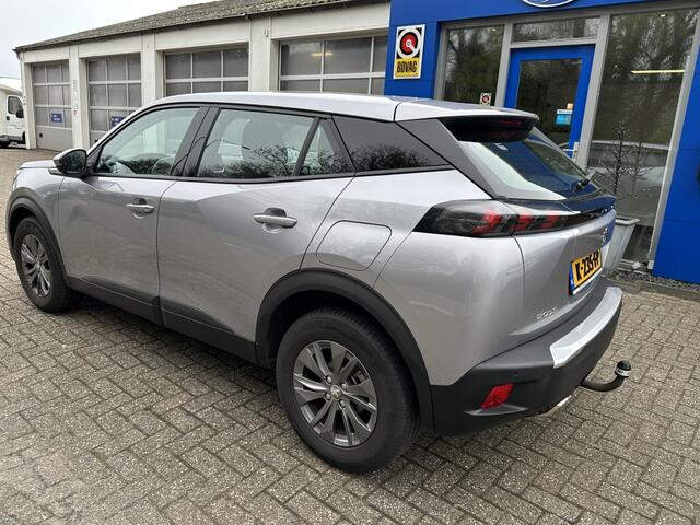 Peugeot 2008 130 pk trekhaak 1.2 PureTech Active