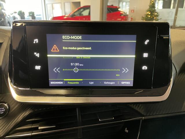 Peugeot 2008 1.2 PureTech Allure EAT8 AUTOMAAT