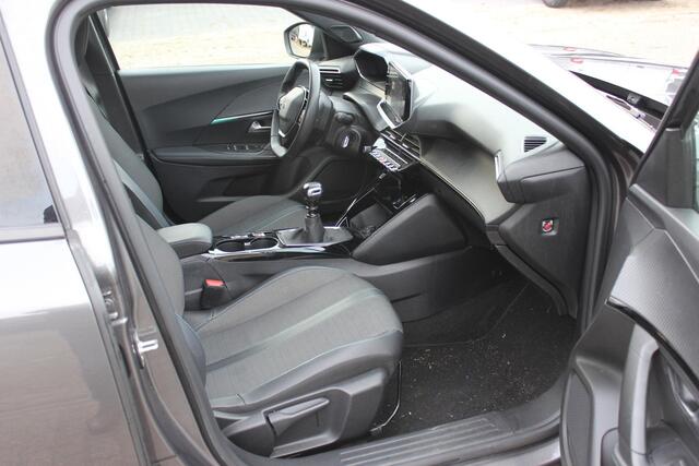 Peugeot 2008 1.2 PureTech Allure Pack, HANDEL, EXPORT!