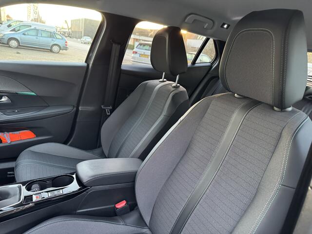 Peugeot 2008 1.2 PureTech 130pk Allure*Navigatie*