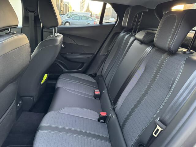 Peugeot 2008 1.2 PureTech 130pk Allure*Navigatie*