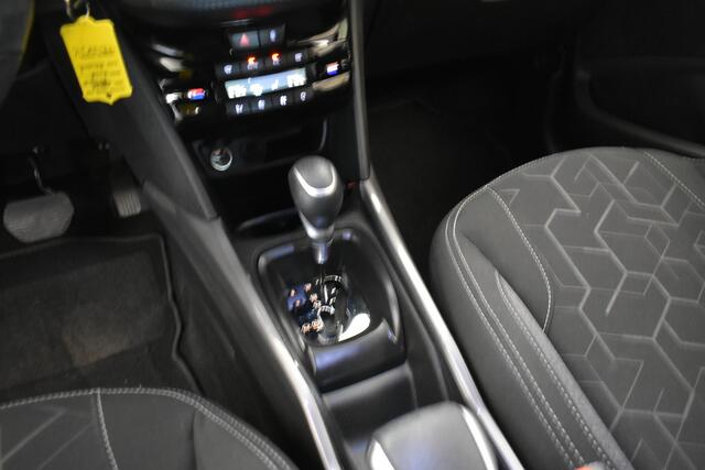 Peugeot 2008 1.2 PureTech 110PK Automaat Navi Cruise PDC V+A