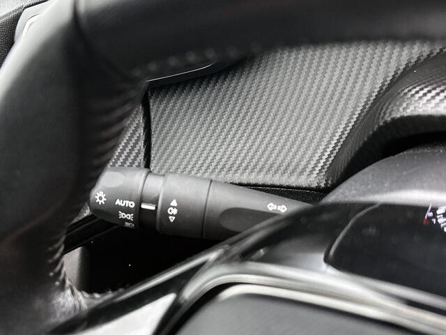 Peugeot 2008 110 pk Active | Rijklaar | Navigatie |