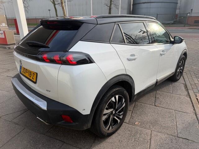 Peugeot 2008 1.2 PureTech GT NAVI I CAMERA APPLE CARPLAY ANDROID AUTO I LMV I