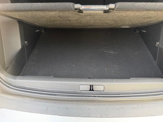 Peugeot 2008 1.2 PureTech GT NAVI I CAMERA APPLE CARPLAY ANDROID AUTO I LMV I