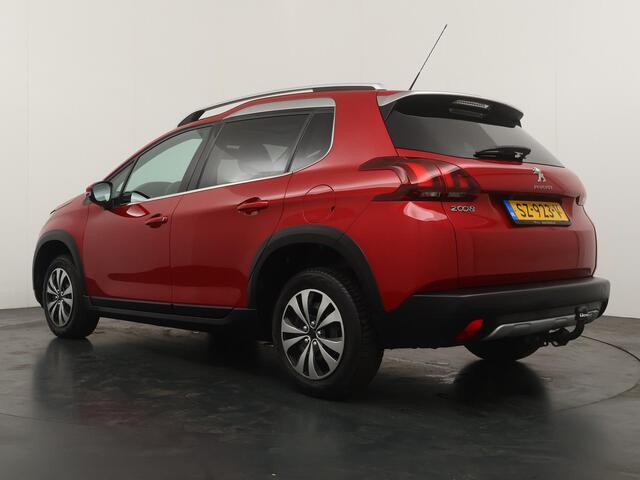 Peugeot 2008 1.2 PureTech Allure - Navigatie - Trekhaak - Climate Control - Panorama Dak