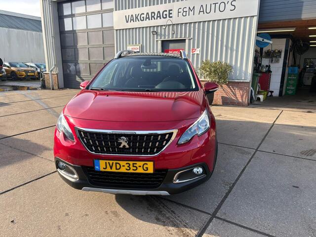 Peugeot 2008 1.2 PureTech Allure Clima, camera