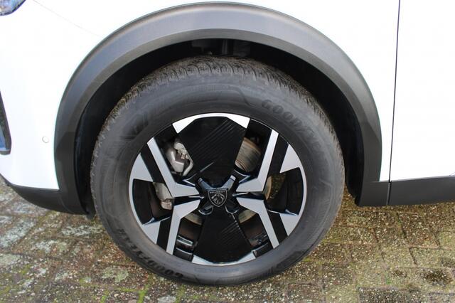 Peugeot 2008 1.2 Hyb 136 Allure