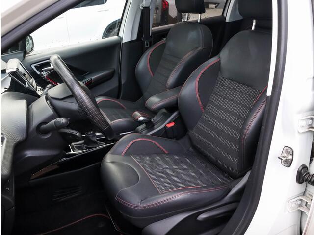 Peugeot 2008 1.2 PureTech GT-line | Trekhaak | Pano | Camera