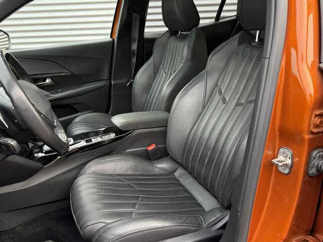Peugeot 2008 1.2 PureTech 130 PK GT Pack met Schuif/kanteldak!! | Stoelverwarming | Camera | Elekt. Stoelen | Massage | PDC V+A | Afn.Trekhaak | Apple Carplay/Android Auto | RIJKLAARPRIJS INCL 12 MAANDEN GARANTIE EN BEURT