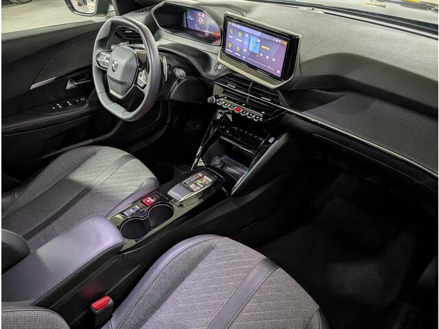 Peugeot 2008 Allure Pack 1.2 Hybrid 145pk e-DCS6 | KEYLESS ENTRY | ADAPTIVE CRUISE | 360° CAMERA | DODEHOEKBEW. | NAVI | APPLE CARPLAY / ANDROID AUTO | CLIMA |