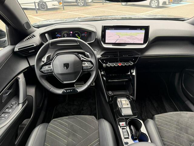 Peugeot 2008 1.2 PureTech 130 GT *ACC & Stoelverwarming*
