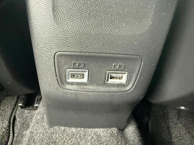 Peugeot 2008 1.2 PureTech 130 GT *ACC & Stoelverwarming*