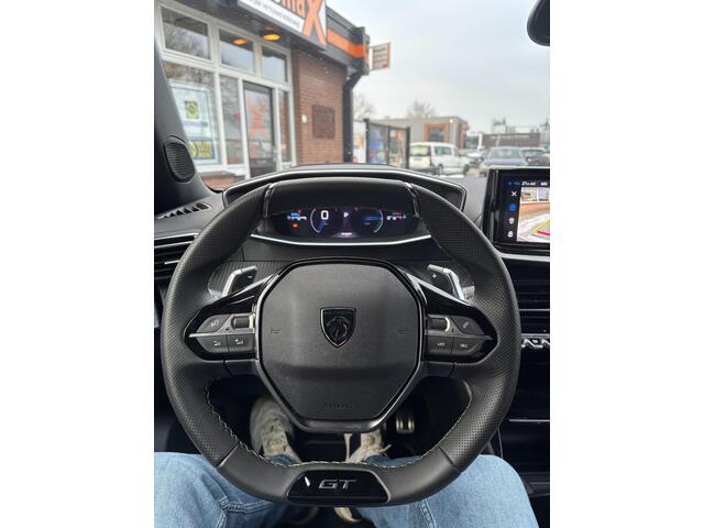 Peugeot 2008 HYBRID 145 e-DSC6 GT |Demo|GT-Line!|