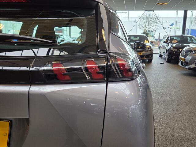 Peugeot 2008 1.2 PureTech Active Pack / Carplay / DAB+ / Cruise Contr.