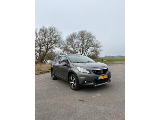 Peugeot 2008 1.2 GT-line Pano Leder Stoelverw Carplay Navi