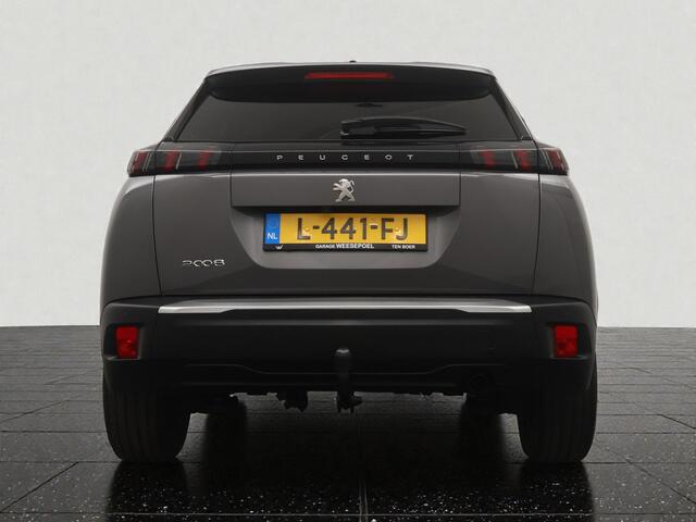 Peugeot 2008 1.2 PureTech Allure Pack - Navigatie - Camera - Climate control - Cruise control - Trekhaak - 12 maanden garantie
