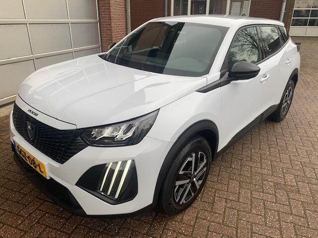 Peugeot 2008 1.2 PureTech 100 Trekhaak / Apple Carplay / Camera