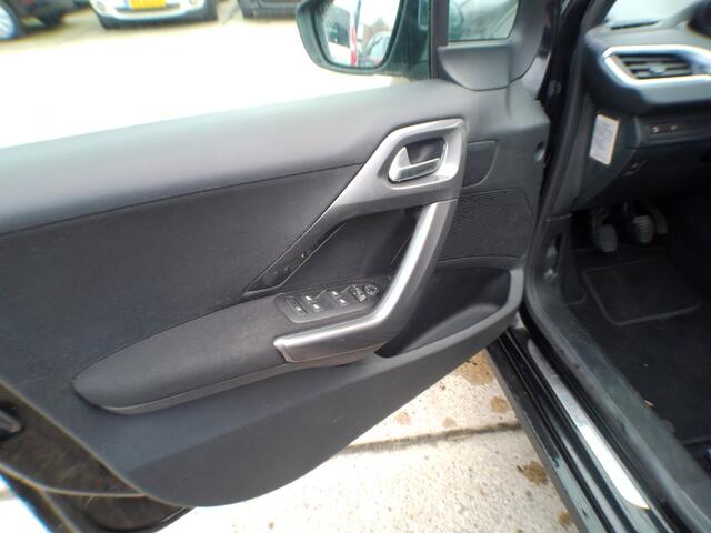 Peugeot 2008 1.2 PureTech Active