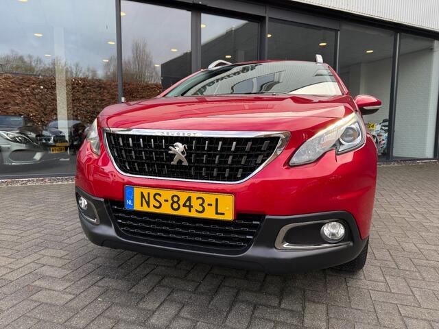 Peugeot 2008 1.2 110pk PureTech Blue Lion,Navi,Airco,Cruise,PDC,Trekhk,Dealer OH