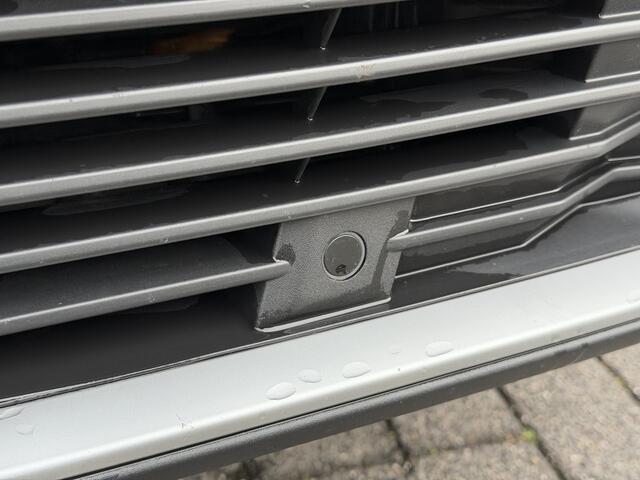 Peugeot 2008 Allure 1.2 Hybrid 145PK e-DCS6 Automaat Navigatie, Camera Voor & Achter, Keyless, Parkeersensoren, Apple Carplay, Android Auto