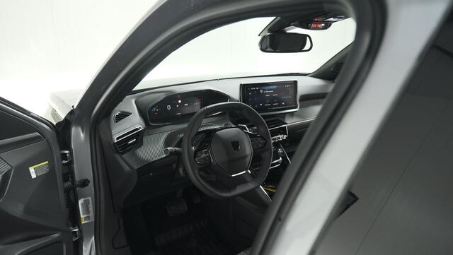 Peugeot 2008 PureTech 130 EAT8 Allure | 360 Camera | Dodehoekdetectie | Stoelverwarming | Apple Carplay