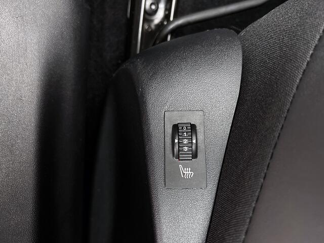 Peugeot 2008 110 pk Automaat Allure | Rijklaar | Panoramadak | Trekhaak | Stoelverwarming |