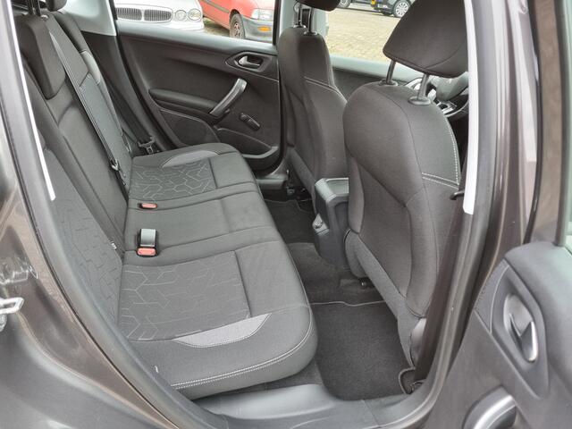 Peugeot 2008 1.2 PureTech Active ?NETTE AUTO