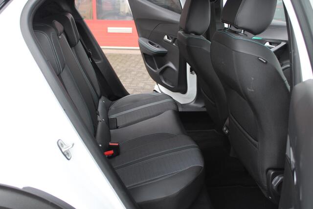 Peugeot 2008 1.2 PureTech Allure Incl Garantie en Afleveringskosten!!