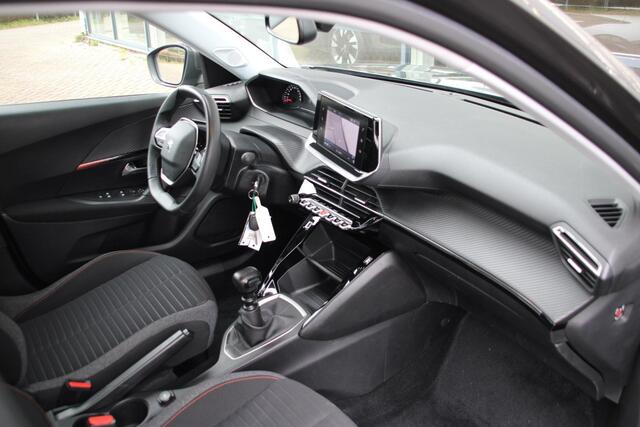 Peugeot 2008 1.2 PureTech 130pk Active Pack Airco Navi Camera Carplay 30.275km