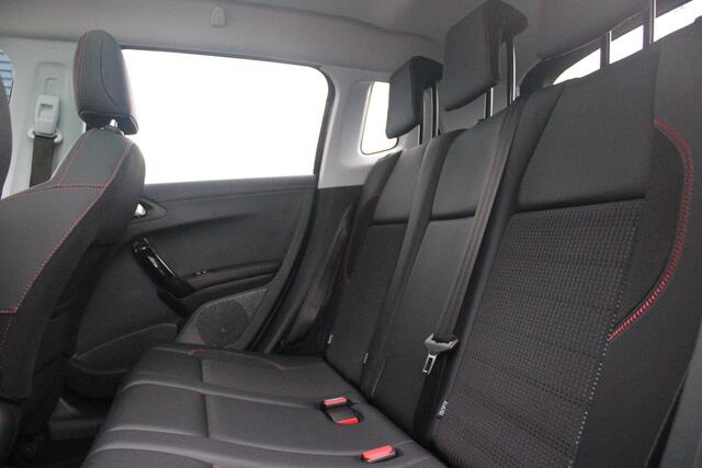 Peugeot 2008 1.2 130PK AUTOMAAT GT-LINE | AFNEEMBARE TREKHAAK | PANORAMA DAK | STOEL VERWARMING | LICHTMETALEN VELGEN 17" | ALL SEASON BANDEN | CLIMATE CONTROL | CRUISE CONTROL | NAVIGATIE | APPLE CARPLAY/ANDROID AUTO | ACHTERUITRIJ CAMERA | EERSTE EIGENAAR! |