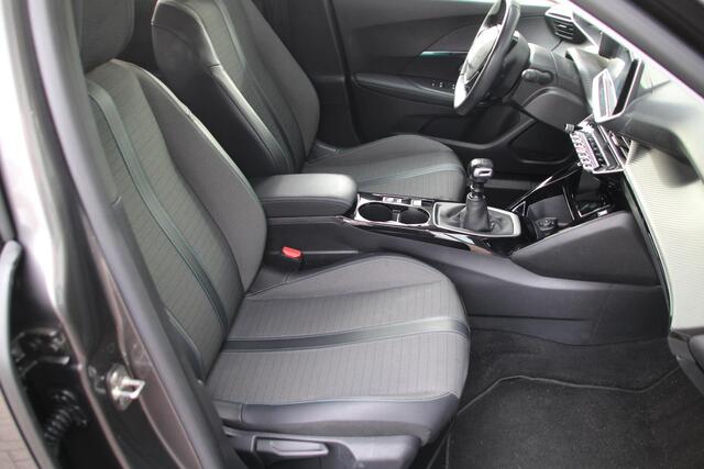 Peugeot 2008 1.2 PureTech Allure Airco Navi Camera Carplay Trekhaak Nieuwstaat