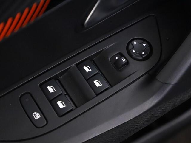 Peugeot 2008 1.2T 130 Pk Active Pack Nav/Winterpakket/Camera/ Cruise/Carplay