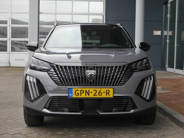 Peugeot 2008 1.2 Hybrid 136 GT | Automaat | LED Koplampen | Camera v+a | 18 inch velgen | Keyless entry & Start | Getint glas | Climate control | Draadloze Carplay / Android auto