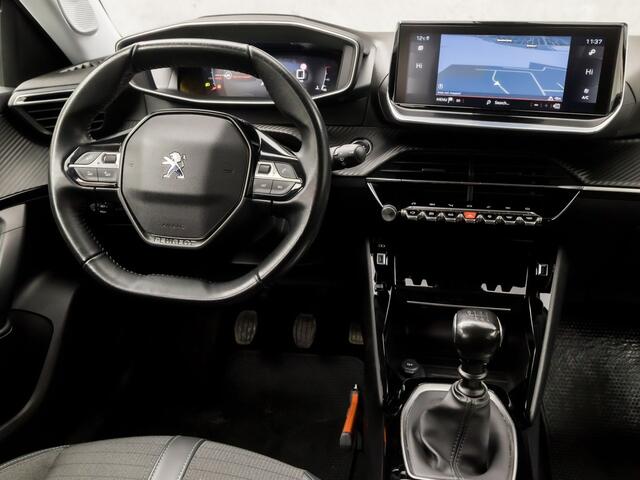 Peugeot 2008 1.2 PureTech Allure Sport (VIRTUAL COCKPIT, APPLE CARPLAY, GROOT NAVI, 360 CAMERA, LEDER, SPORTSTOELEN, GETINT GLAS, KEYLESS, NIEUWE APK, NIEUWSTAAT)