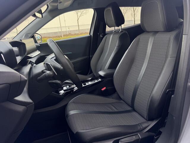 Peugeot 2008 1.2 PureTech Allure Pack Automaat | ACC | AppleCarplay