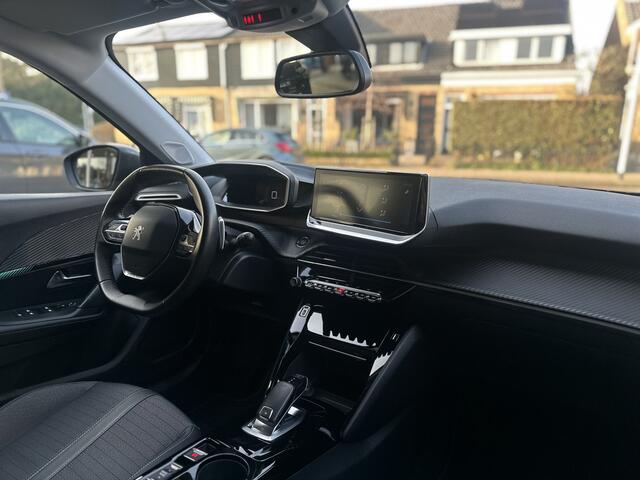 Peugeot 2008 1.2 PureTech Allure Pack 131PK Automaat Navi/Tel/Camera