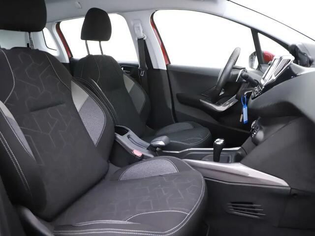 Peugeot 2008 1.2 PureTech Blue Lion | Org.NL | Navi | Trekhaak | 01-2017 21.262 KM