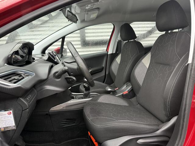 Peugeot 2008 1.2 PureTech Blue Lion 1e Eigenaar|Airco|D-riem v.v. in 2023|Trekhaak|Carplay|Cruise|PDC|N.A.P|APK tot 06-2026