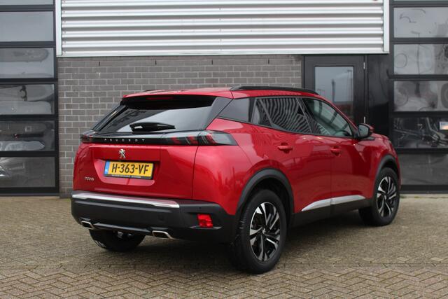 Peugeot 2008 1.2 PureTech Allure / Carplay / Keyless / N.A.P.