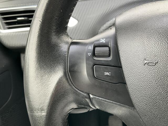 Peugeot 2008 1.2 PureTech Blue Lion Airco Cruise Trekhaak Hoge zit